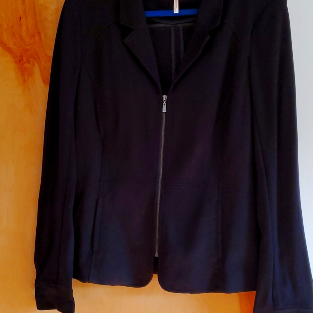 Size 14 unlined zippered blazer. Never worn. Black. Princess lines and pockets